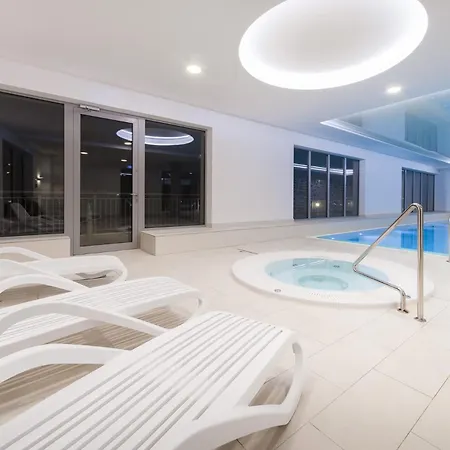 Apartmán Luxury Two-level In Center With Pool, Gym And Sauna By Renters Prestige