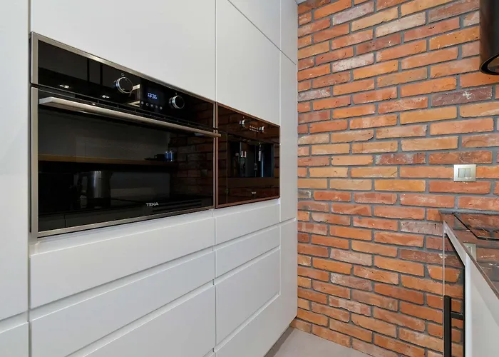 Luxury Two-level In Center With Pool, Gym And Sauna By Renters Prestige 아파트