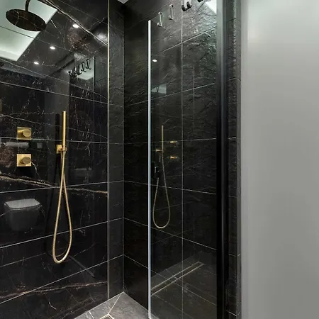 Daire Luxury Two-level In Center With Pool, Gym And Sauna By Renters Prestige *